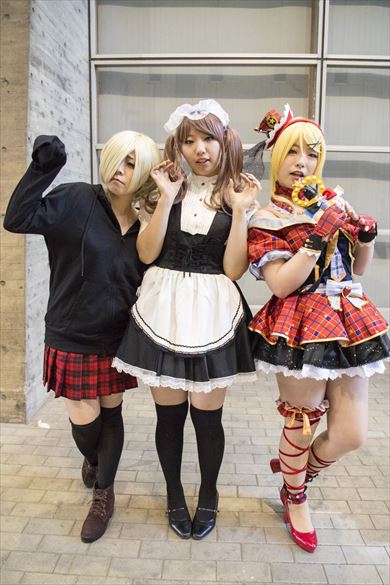 白坂小梅、メイド、絢瀬絵里