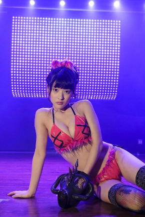 神谷えりな　ビキニ