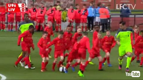 リヴァプール 2人VS30人 子供 U9s ジニ コウチーニョ サッカー