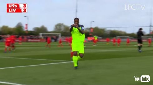 リヴァプール 2人VS30人 子供 U9s ジニ コウチーニョ サッカー