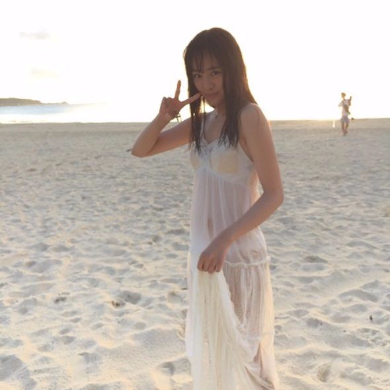 大友花恋　水着