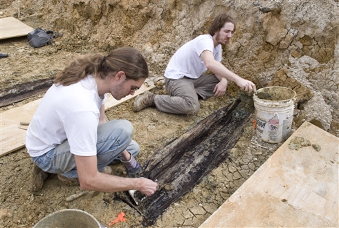 米ミシシッピ大学の地下から約7000もの遺体が発見　調査費に3億円以上