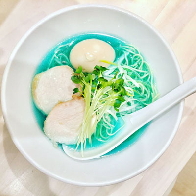青ラーメン