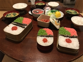ジブリ美術館で「ジブリ飯」の企画展　内覧会でさっそくお腹いっぱい見てきた