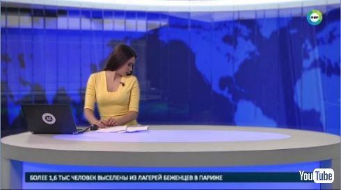 ニュース番組 犬 乱入 ロシア テレビ