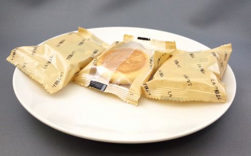 通りもん　セブン　ミルク餡まん　近い