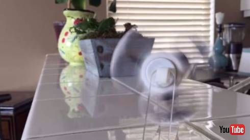 ハンドスピナー　ホルダー　置き