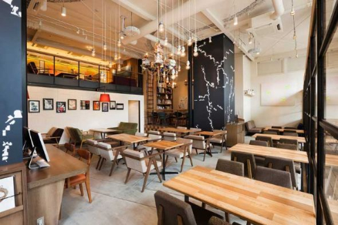 稀勢の里 北斗の拳 化粧まわし カフェゼノン 展示