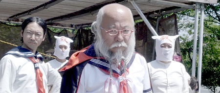 セーラー服おじさん