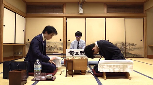 藤井聡太　佐々木勇気　29連勝　30連勝　記録　将棋