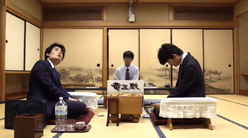 藤井聡太　佐々木勇気　29連勝　30連勝　記録　将棋