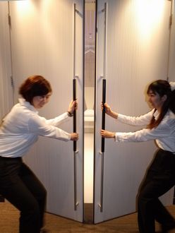 VR結婚式　二次元　本物　式場　hibiki works　新妻LOVELY×CATION