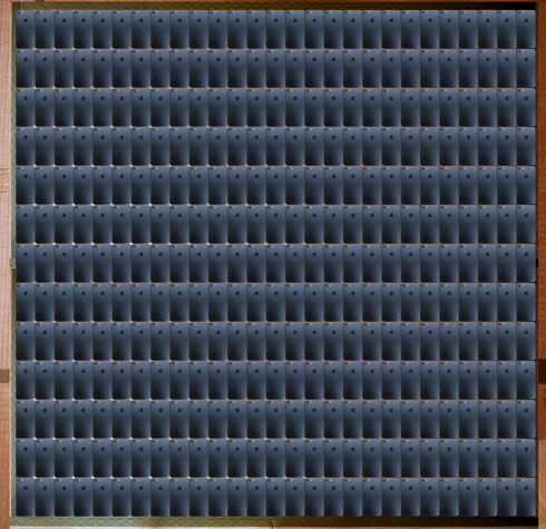 畳にiPhoneを敷き詰めた画像