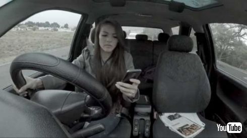 南アフリカ スマホ 運転 啓発 CM