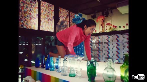 長澤まさみ　UNDER ARMOUR