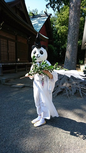 パンダ　宮司　神社　有鹿神社