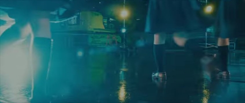 月曜日の朝、スカートを切られた