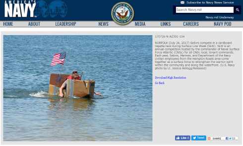 在日米海軍司令部 最新鋭艦 ダンボール