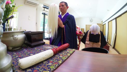 IT葬儀 Pepperくん 導師