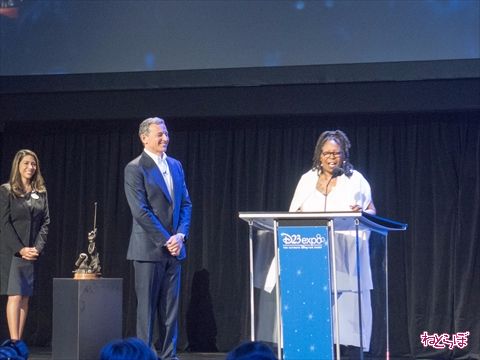 ディズニー D23 Expo ウーピー・ゴールドバーグ