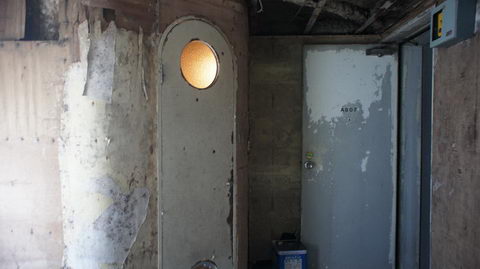 中銀カプセルタワービル