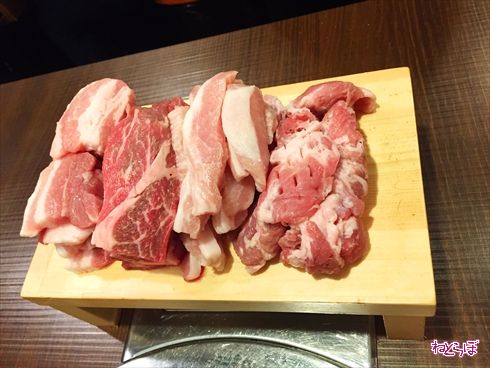 焼き肉 韓国料理 赤字セット マニト サムギョプサル 塩焼き カルビ 豚トロ カシラ