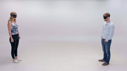 VRで初対面デートする企画「Virtually Dating」