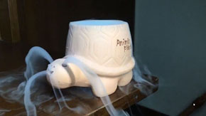 ドライアイスを亀の置物に入れたらシュール