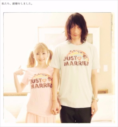 神田沙也加 村田充 ペアルック 結婚生活