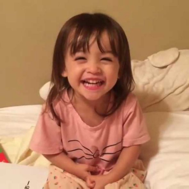 げんこつ山のたぬきさん 歌う メアリーちゃん かわいい 女の子