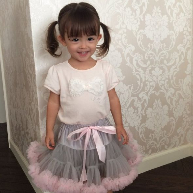 げんこつ山のたぬきさん 歌う メアリーちゃん かわいい 女の子