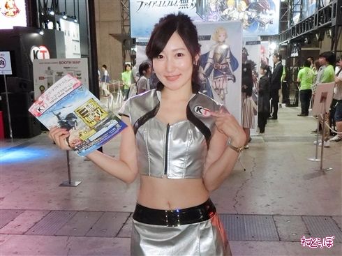 東京ゲームショウでお出迎えしてくれたコンパニオンさんたち！　お姉さんとメカと世紀末救世主フレンズが勢ぞろい