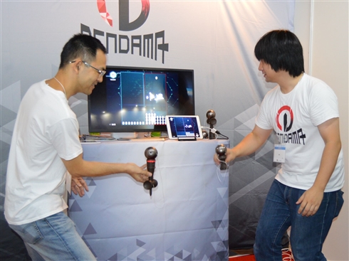 対戦できるスマートけん玉「電玉」