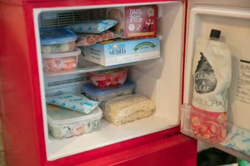 限定 ブラックモンブラン DO NOT EAT 保冷剤 擬態