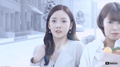 元KARAのク・ハラさんらが出演する「オルフェス（ALFACE）」のCMが炎上