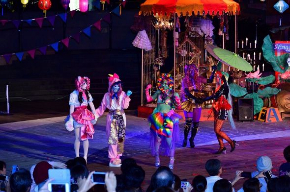 異色肌ギャル 蜷川実花 六本木アートナイト2017 TOKYO道中 miyako