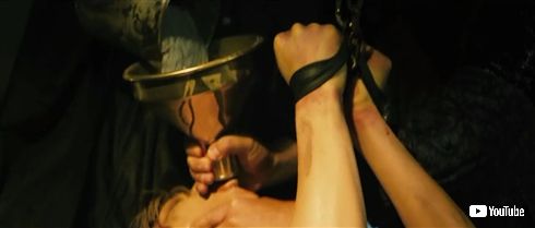 「HiGH&LOW」新予告編、生コンクリートを使った拷問にファン騒然　専門家「生コンは粘膜に強い刺激」