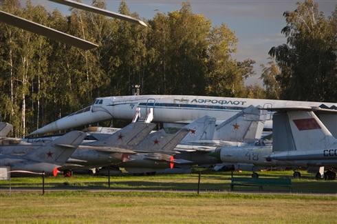 建造途中で廃棄された原子力関連施設やロケットエンジン工場など、廃墟マニア感涙の写真集『旧ソ連遺産』発売