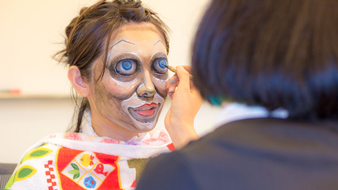 チョーヒカル アナベル ボディーペイント