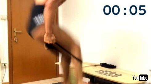 パンツ 穿く 30秒 枚数 ギネス世界記録