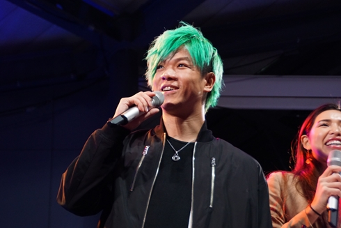 UVERworld ボックスカート レッドブル 真太郎 信人 誠果
