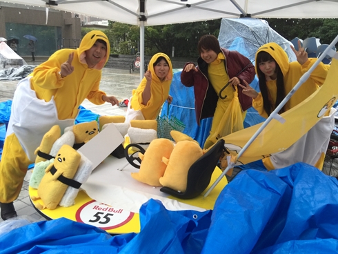 レッドブル・ボックスカート・レース 優勝 Fischer’s　水溜りボンド