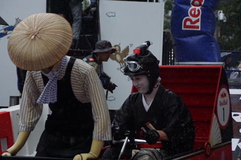 レッドブル・ボックスカート・レース 優勝 Fischer’s　水溜りボンド