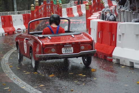 レッドブル・ボックスカート・レース 優勝 Fischer’s　水溜りボンド