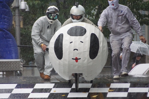 レッドブル・ボックスカート・レース 優勝 Fischer’s　水溜りボンド