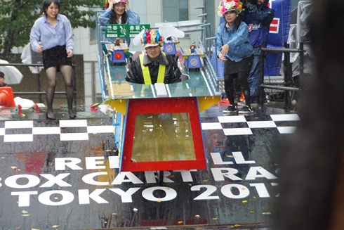 レッドブル・ボックスカート・レース 優勝 Fischer’s　水溜りボンド