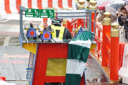 レッドブル・ボックスカート・レース 優勝 Fischer’s　水溜りボンド