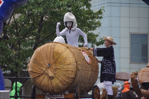 レッドブル・ボックスカート・レース 優勝 Fischer’s　水溜りボンド