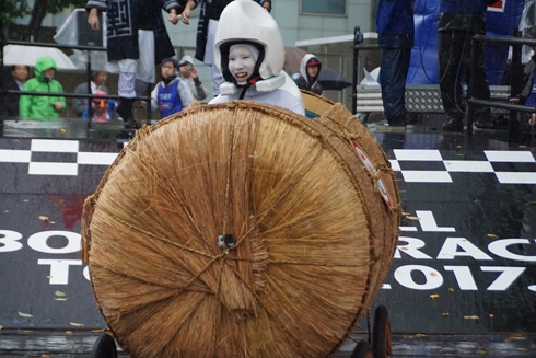 レッドブル・ボックスカート・レース 優勝 Fischer’s　水溜りボンド