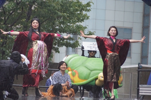 レッドブル・ボックスカート・レース 優勝 Fischer’s　水溜りボンド